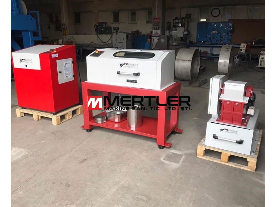 LB 220 Laboratory Type Ball and Rod Mill